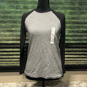 Sonoma Boys Grey & Black The‎ Everyday Tee Long Sleeve Medium NWT
